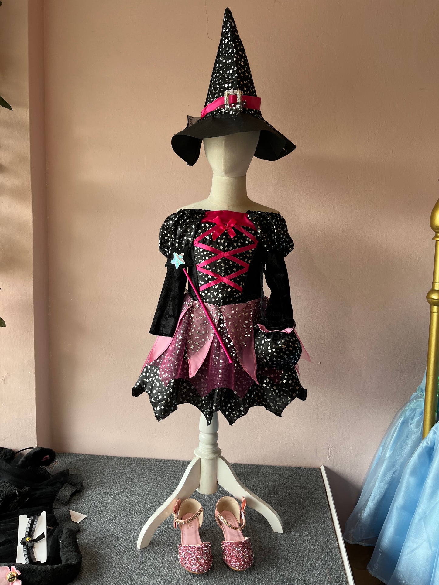 Witch Elfo 4 Pieces Set